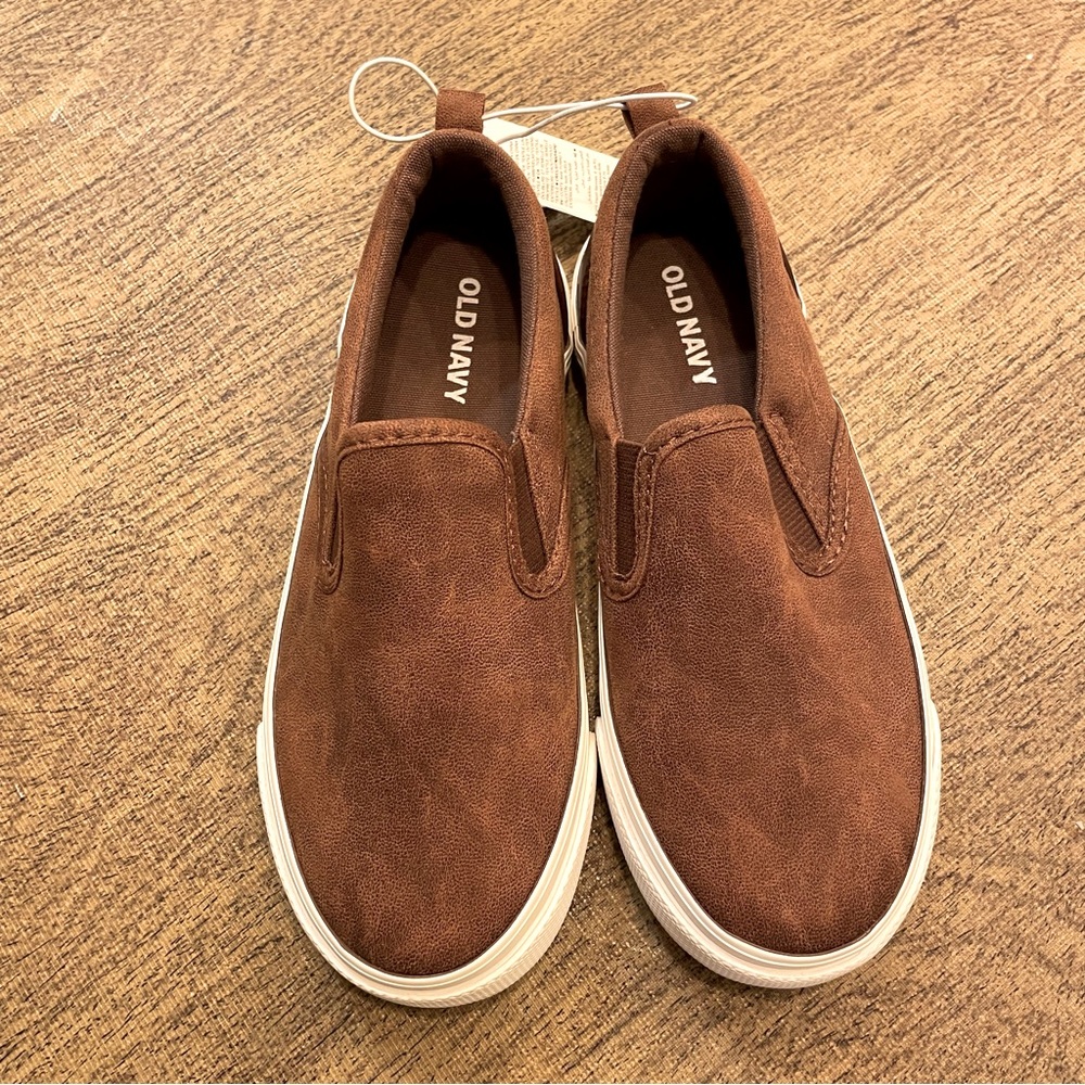 NWT Old Navy Boys shoes